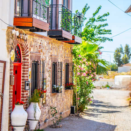 Carnaby Küçükköy 